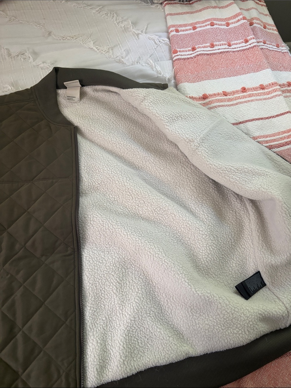 The North Face Quilted Vest in Olive Green - Picture 4 of 5
